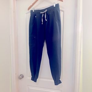 Dark harbor Zamora jogger size small